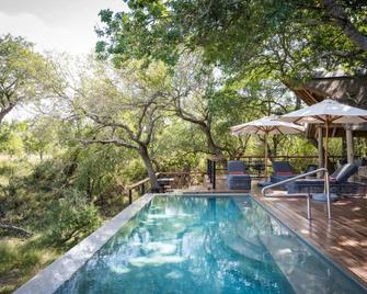 Serondella Game Lodge - Kruger National Park - Piscina