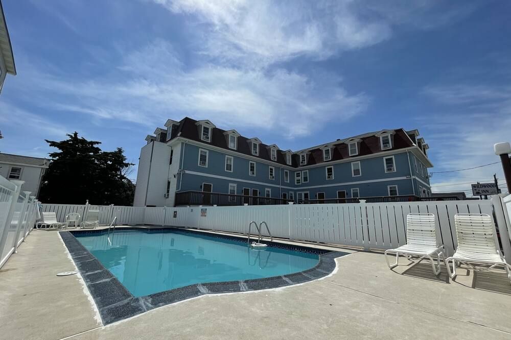 Wildwood Inn Hotel Beach & Boardwalk - ווילדווד - בריכה