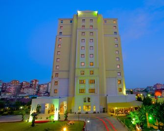 The Green Park Bostanci - Istanbul - Building