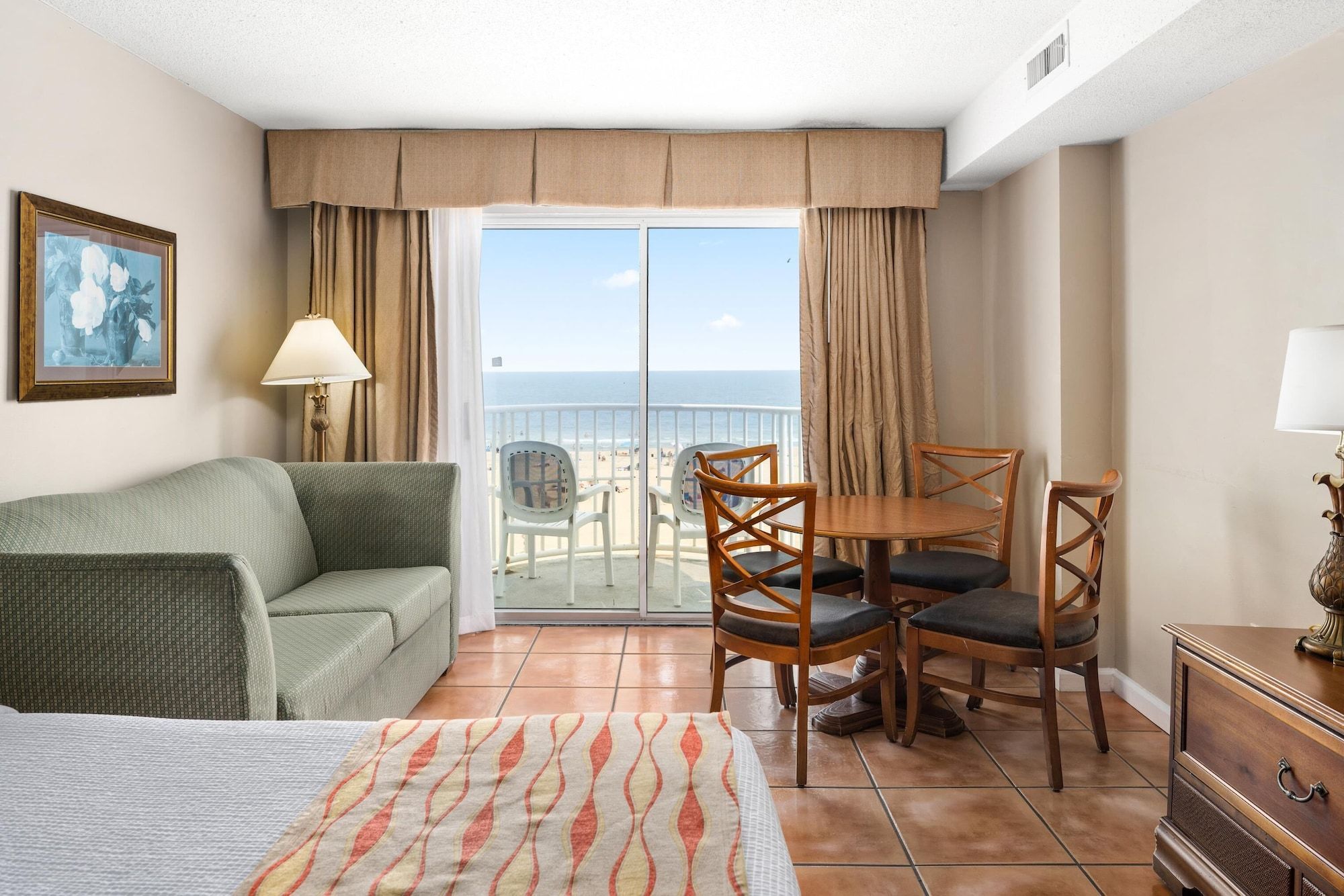 Tidelands Caribbean Hotel And Suites - אושן סיטי - סלון