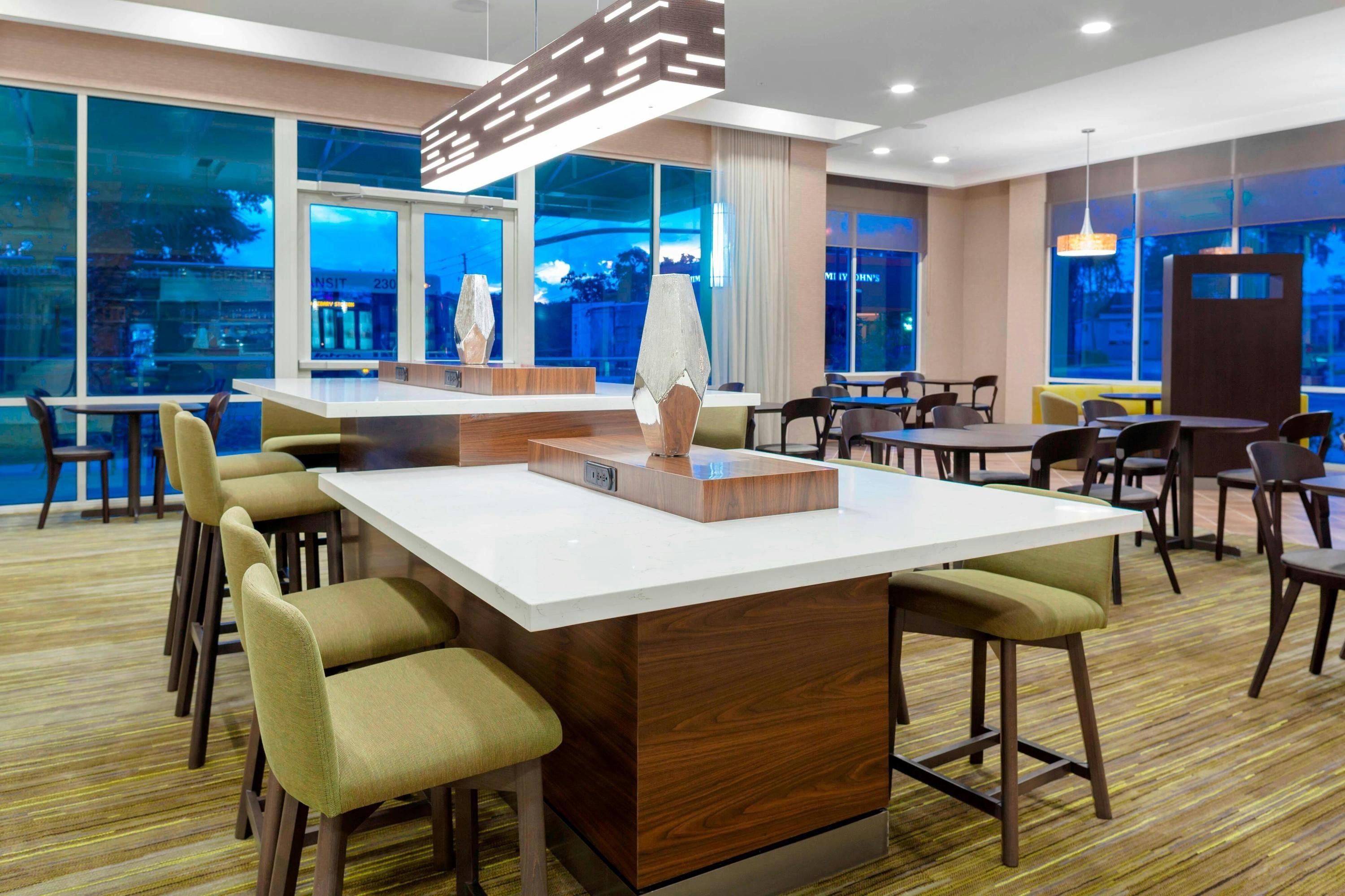Courtyard by Marriott DeLand Historic Downtown - DeLand - Restaurant