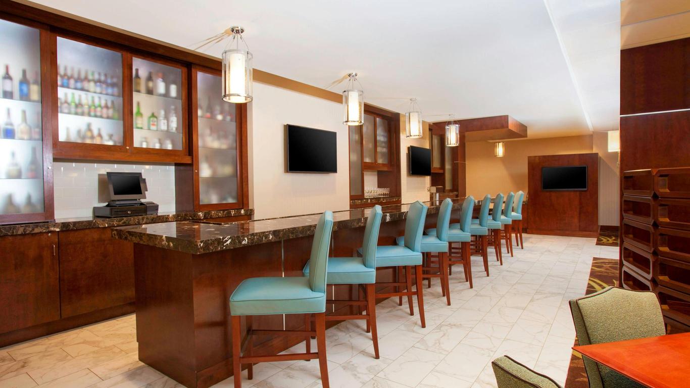 Sheraton Pittsburgh Airport Hotel