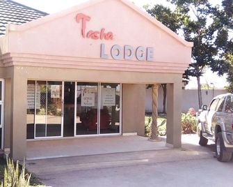 Tasha Lodge and Tours - Livingstone