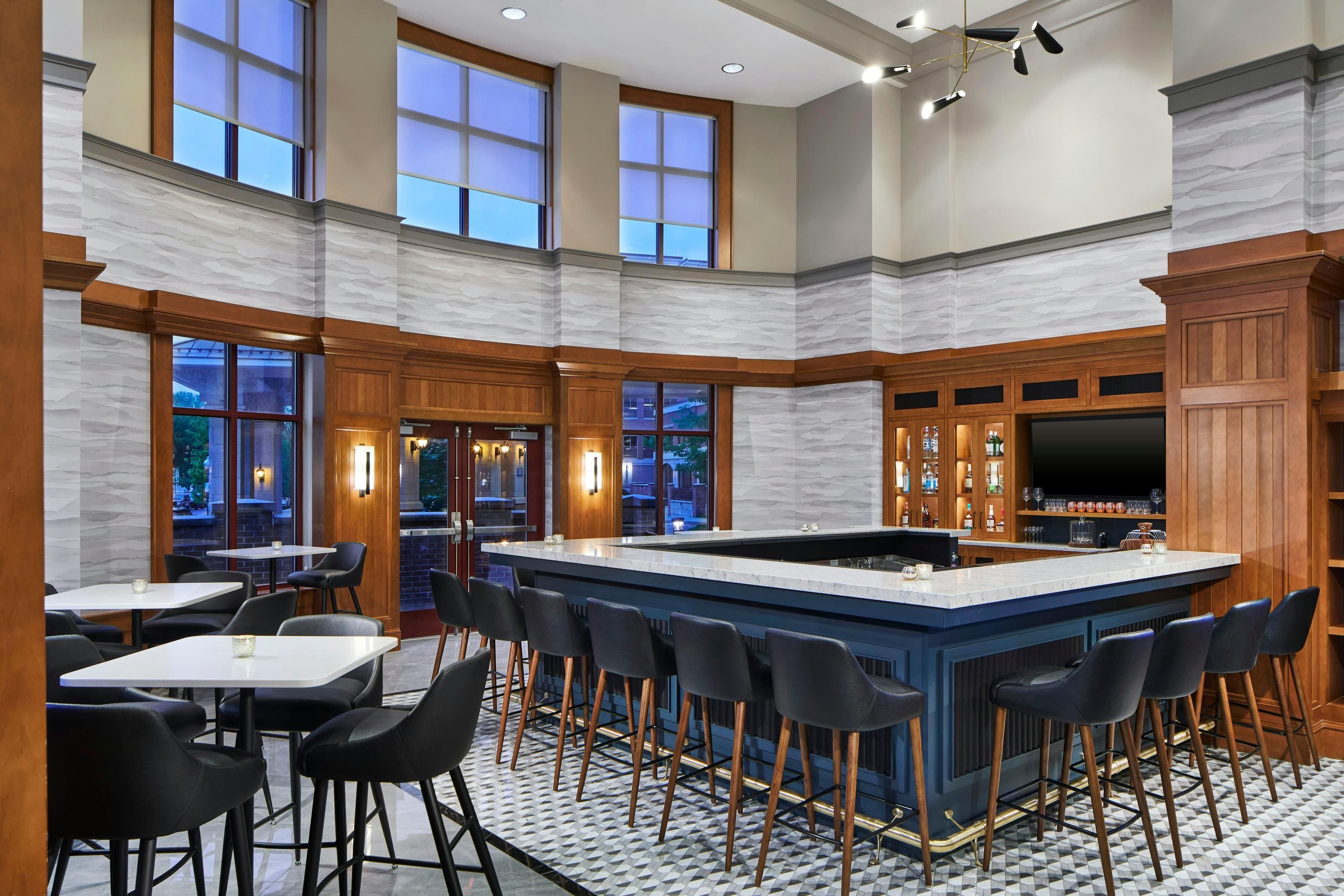 Hampton Inn & Suites Saratoga Springs Downtown - Saratoga Springs - Bar