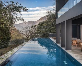 The Roseate Ganges - Shivpuri - Pool