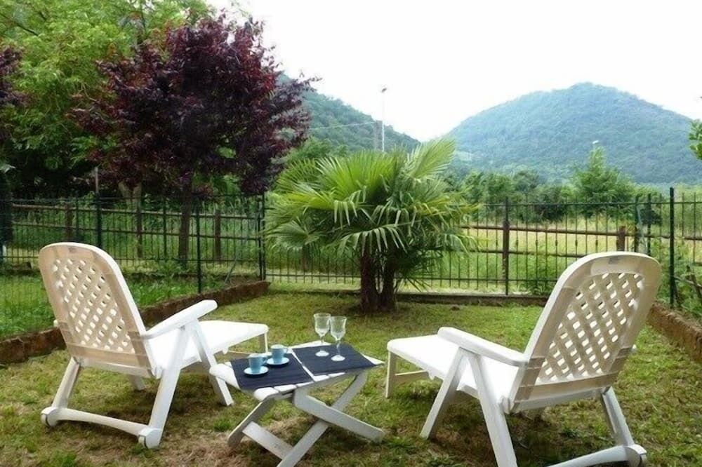 Apartment 400 meters from the shore of Lake Iseo and in Franciacorta - باراتيكو - شرفة مرصوفة