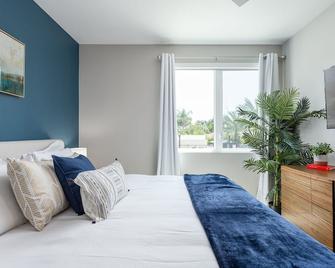Heated Pool 2king Bed 100mb Wifi Keurigw/D - Fullerton - Bedroom