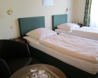Hotel Jesteburger Hof - Jesteburg - Bedroom