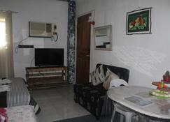 Maraño's Home Care - Legazpi City - Soggiorno