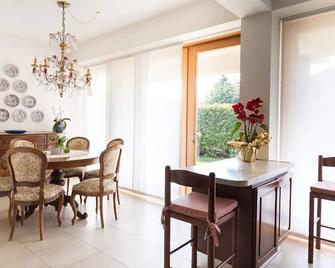 House In The Brand (Tv) M0260800002 cin: It026080c2bxou8hbt - Pieve di Soligo - Eetruimte