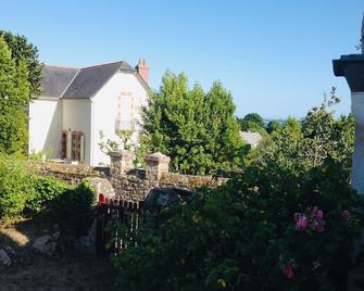 Old fisherman's house full of charm - Île-aux-Moines - Extérieur