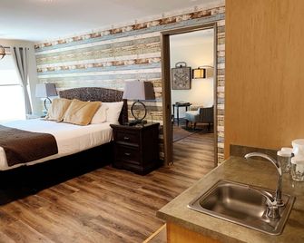 Stratford Inn - Ashland - Bedroom