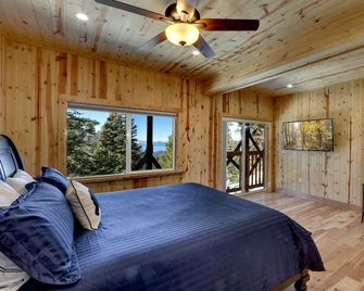 Tall Pine Chalet Home - Stateline - Ložnice
