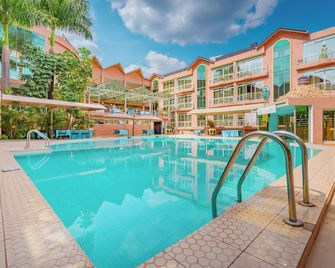 ليميجو هوتل - كيغالي - حوض السباحة