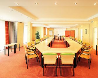 Land-Gut-Hotel Zum Alten Forsthaus - Hürtgenwald - Meetingraum