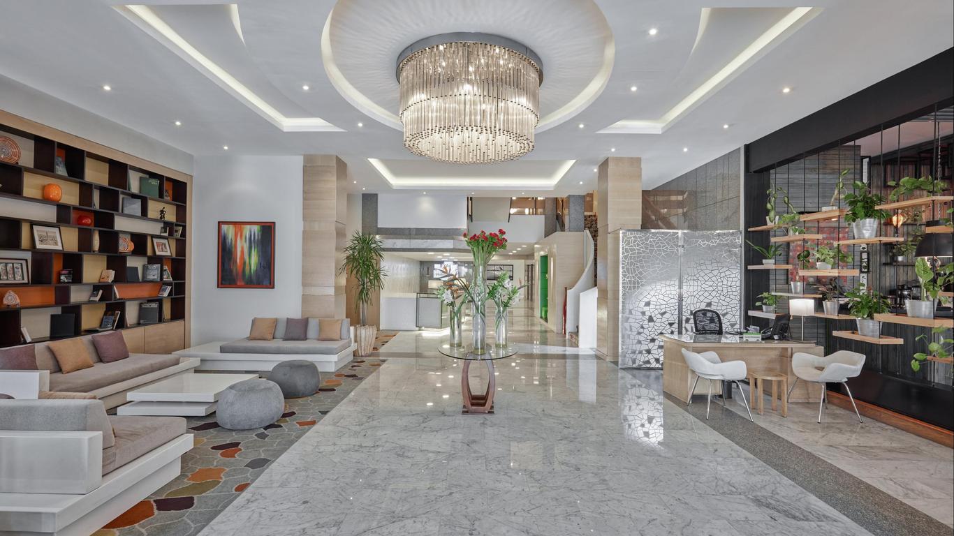 فندق هوليداي إن كايرو معادي