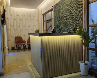 The Royal Orchid - Alīgarh - Recepción