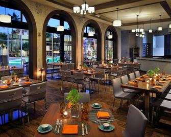 Amman Marriott Hotel - Amman - Restaurant
