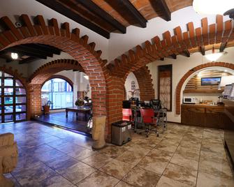 Best Western El Cid - אנסנדה - לובי