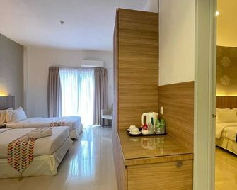 Rompin Beach Resorts - Kuala Rompin - Bedroom