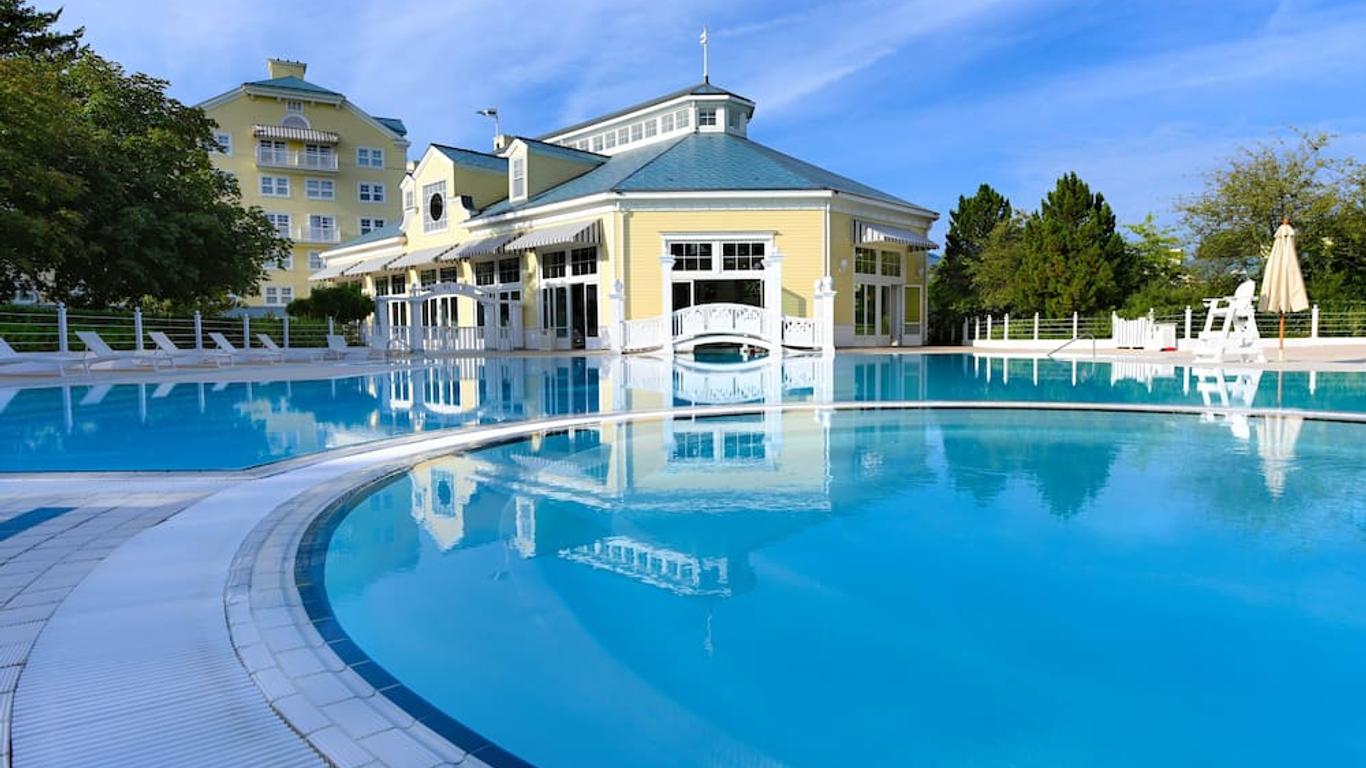 Disney Newport Bay Club