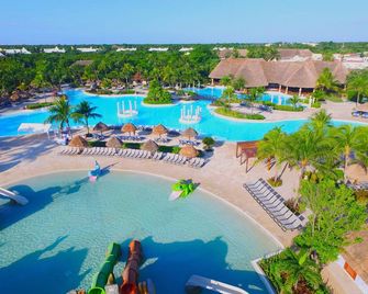 Grand Palladium Colonial Resort & Spa - Akumal - Pool