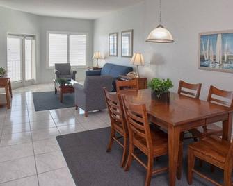 Incredible Ocean View Two Bedroom Condo, Ormond Beach Fl - Ormond Beach