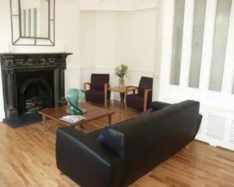 The Wellington Hotel - Ventnor - Вітальня
