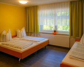 Gästehaus am Oberlausitzer Dreieck - Jonsdorf - Schlafzimmer