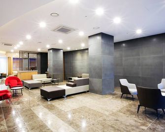 Hotel Bridge Seogwipo - Seogwipo - Lobby