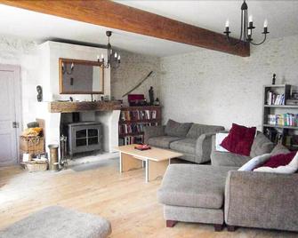 Le Charhido - Saint-Fort-sur-Gironde - Huiskamer