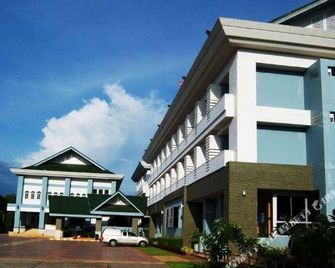 Tangerine Ville Hotel - Fang - Building