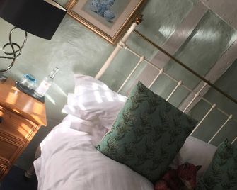 The Angel Inn B&B - Aylesbury - Schlafzimmer