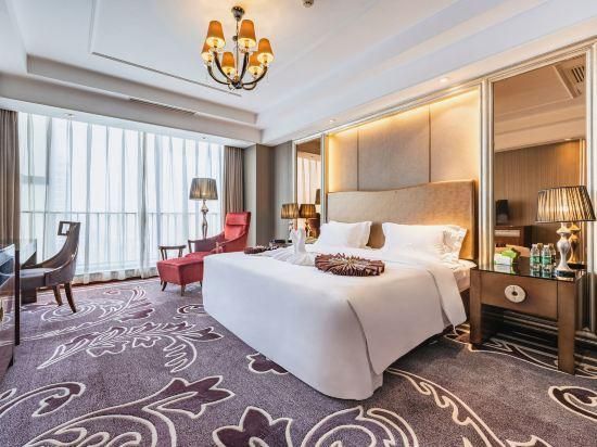 Titan Central Park Hotel