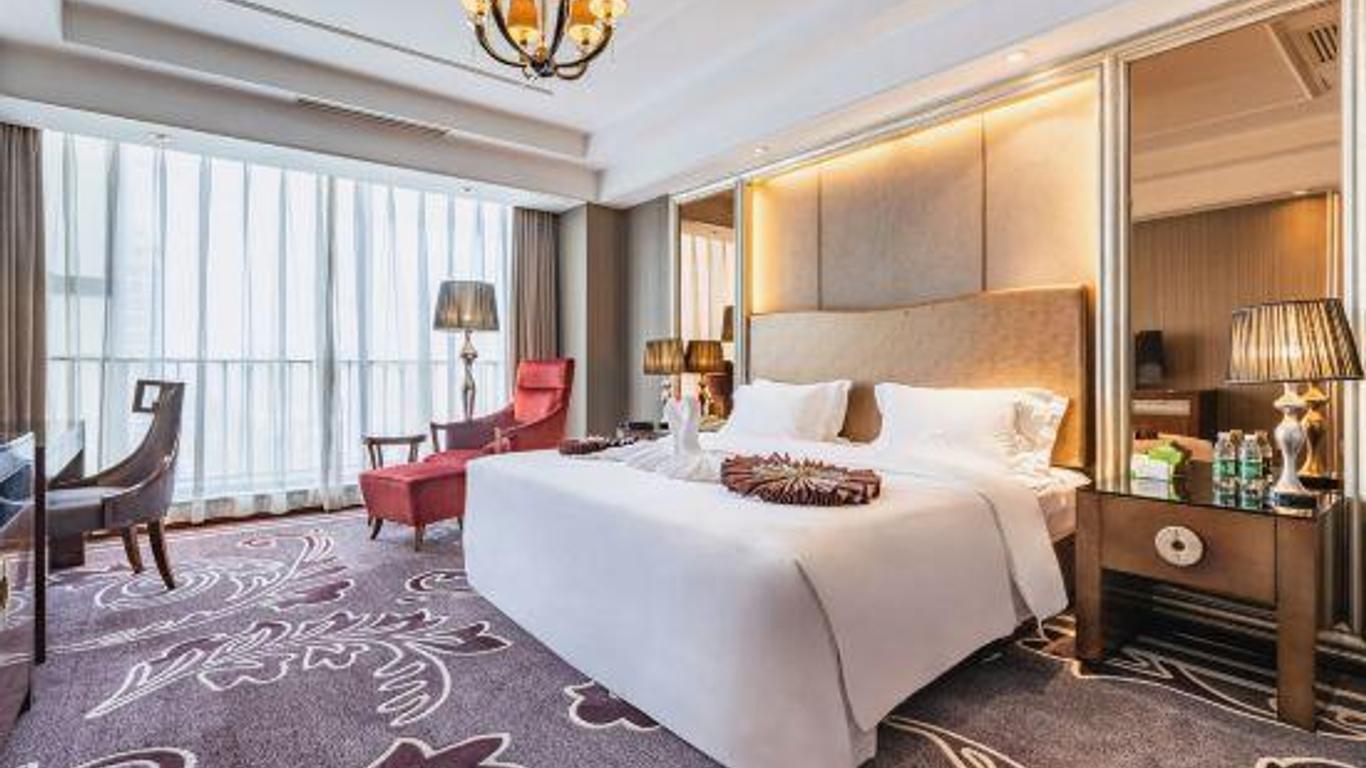 Titan Central Park Hotel