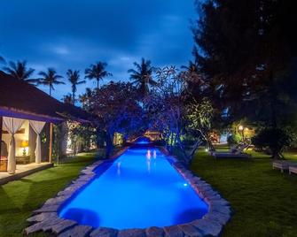 Dolcemare Resort - Pemenang - Piscina