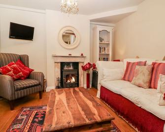 October Cottage - Stroud - Living room