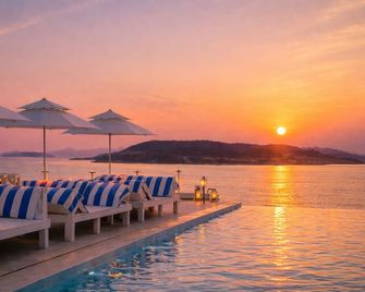 Calacatta Hotel & Resort - Josu