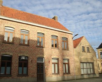 B&b Herenhuis1919 - Reninge - Gebäude