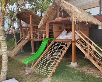 Ohana's Beachfront Resort & Beach Club - Nusa Penida