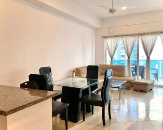 Charming 2BR apartment with terrace in El Laguito - Cartagena de Indias