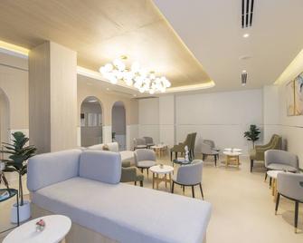 Pattaya Sea View Hotel - Sha Extra Plus - Pattaya - Lounge