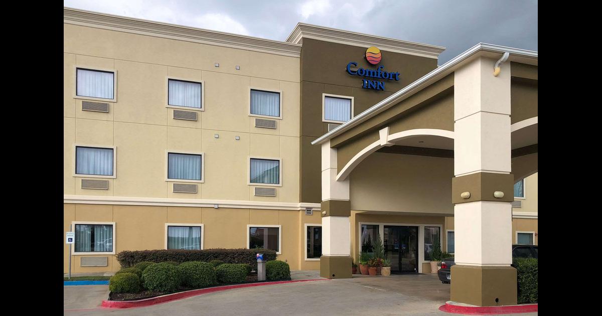 Comfort Inn Early 101 1 3 3 Early Hotel Deals Reviews Kayak