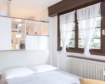 Casa Saronni by Wonderful Italy - Bellagio - Bedroom
