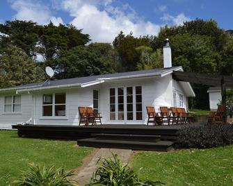 Stunning Location For A Relaxed Getaway - Portage - Building