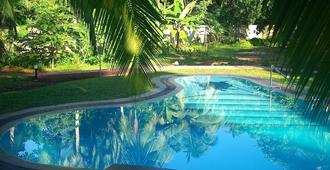 King Coconut Lodge - Talpe - Piscina