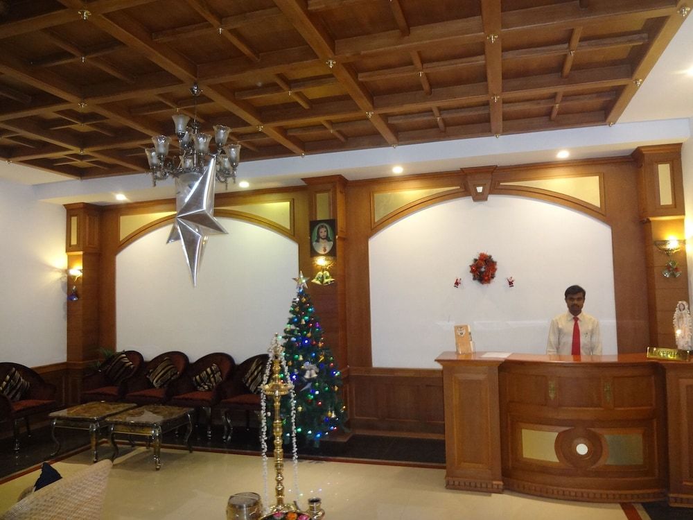 Seasons Thekkady - ת'קדי - דלפק קבלה