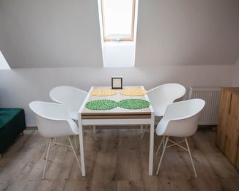 Apartament Uleczka by Rentoom - Toruń - Ruokailuhuone