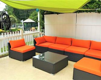 Anvil Campground - Williamsburg - Patio