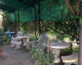 Naiyang Cottage - Sakhu - Patio